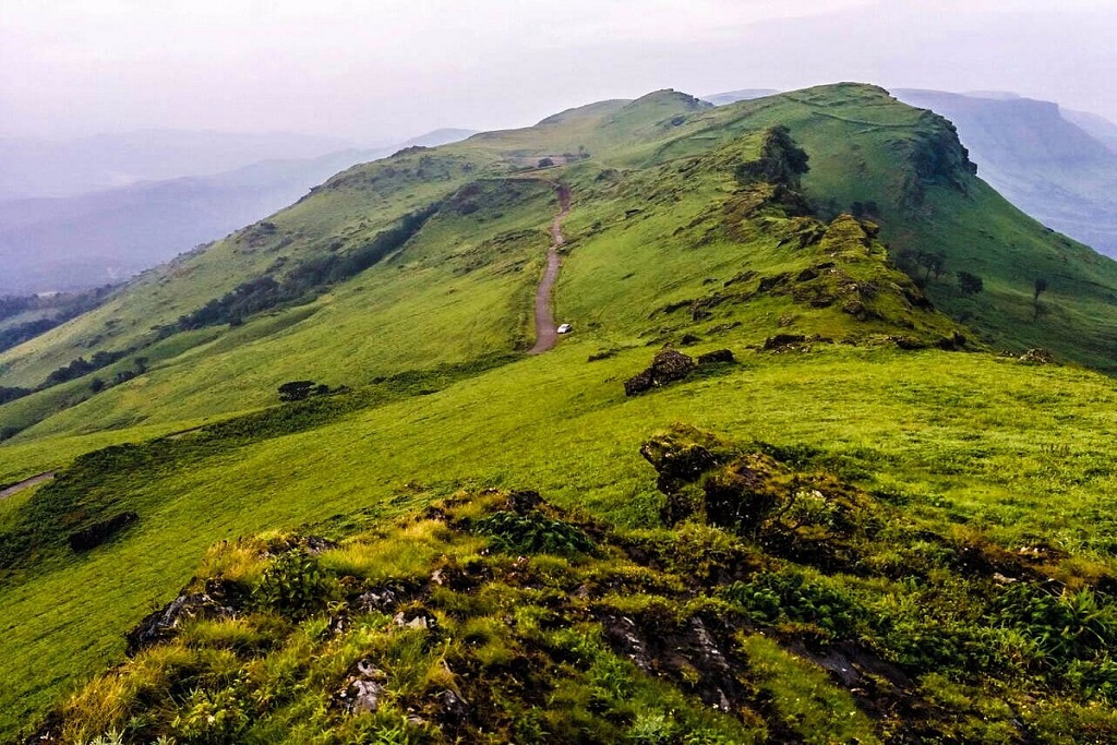 Baba Budangiri- One of the best places to trek in Chikkamagaluru